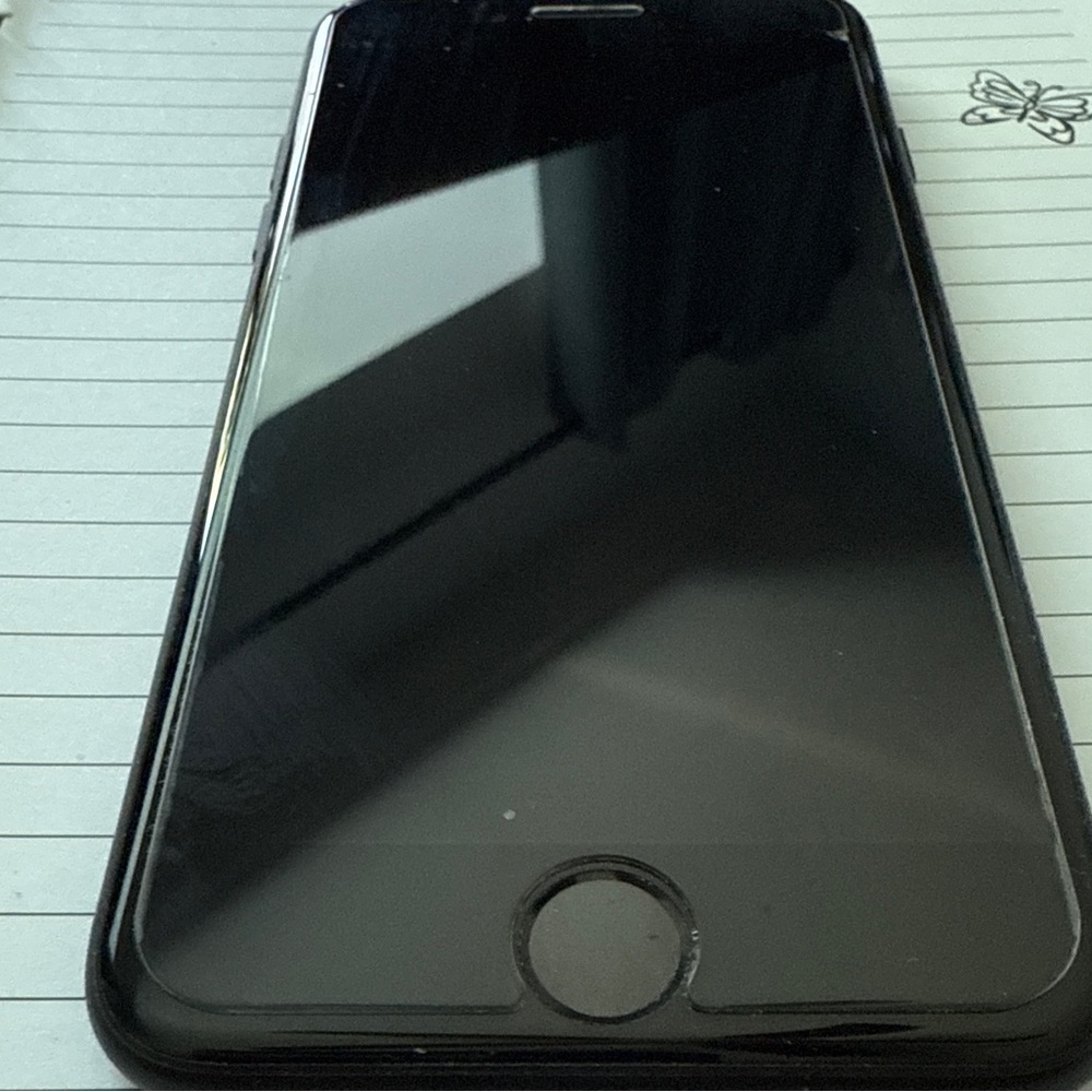 Apple Black Smartphone iPhone 7